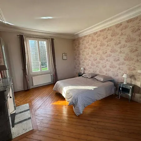 Le Domaine Des Heberges, 15-person With Pool *