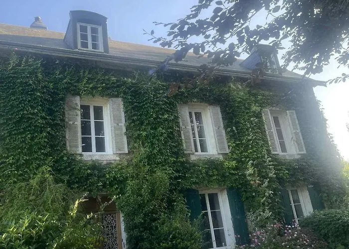 Le Domaine Des Heberges, 15-person With Pool