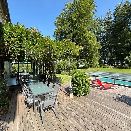 Casa vacanze Le Domaine Des Hébergés, 15-person With Pool