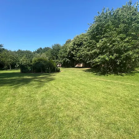 Le Domaine Des Hébergés, 15-person With Pool Casa vacanze Trouville-sur-Mer